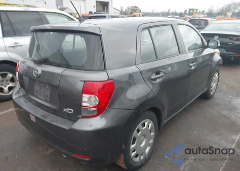 2010 Scion Xd z USA, uszkodzony, nr VIN JTKKU4B48A1006539
